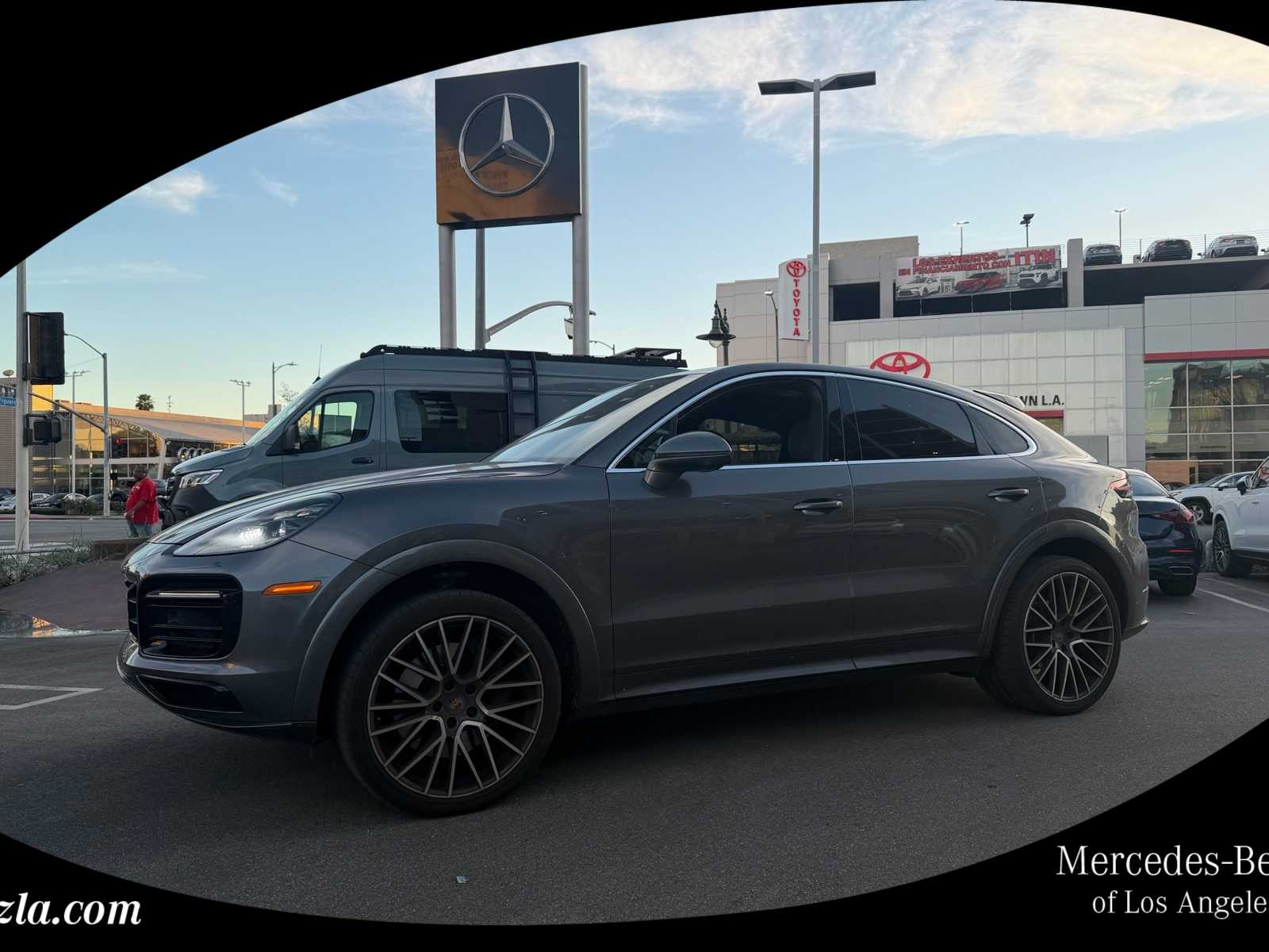 Thumbnail: 2022 Porsche  - 1