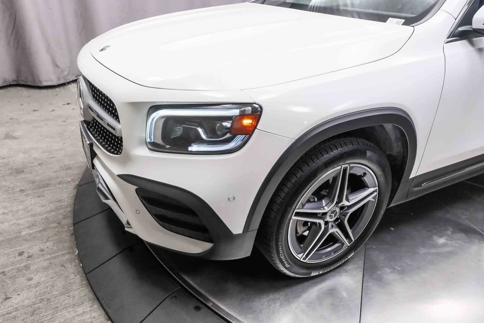 Thumbnail: 2021 Mercedes-Benz GLB - 12