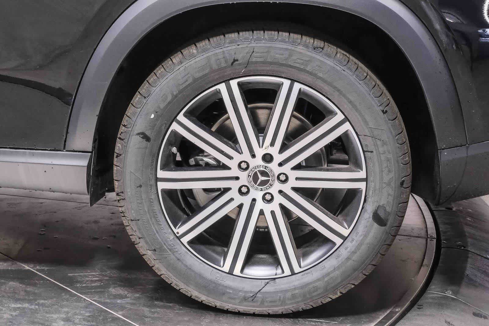 Thumbnail: 2026 Mercedes-Benz GLE - 9