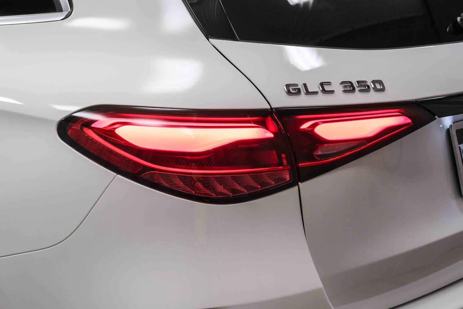 Thumbnail: 2025 Mercedes-Benz GLC - 7