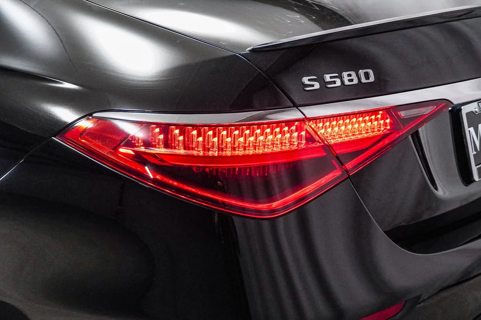 Thumbnail: 2022 Mercedes-Benz S-Class - 11