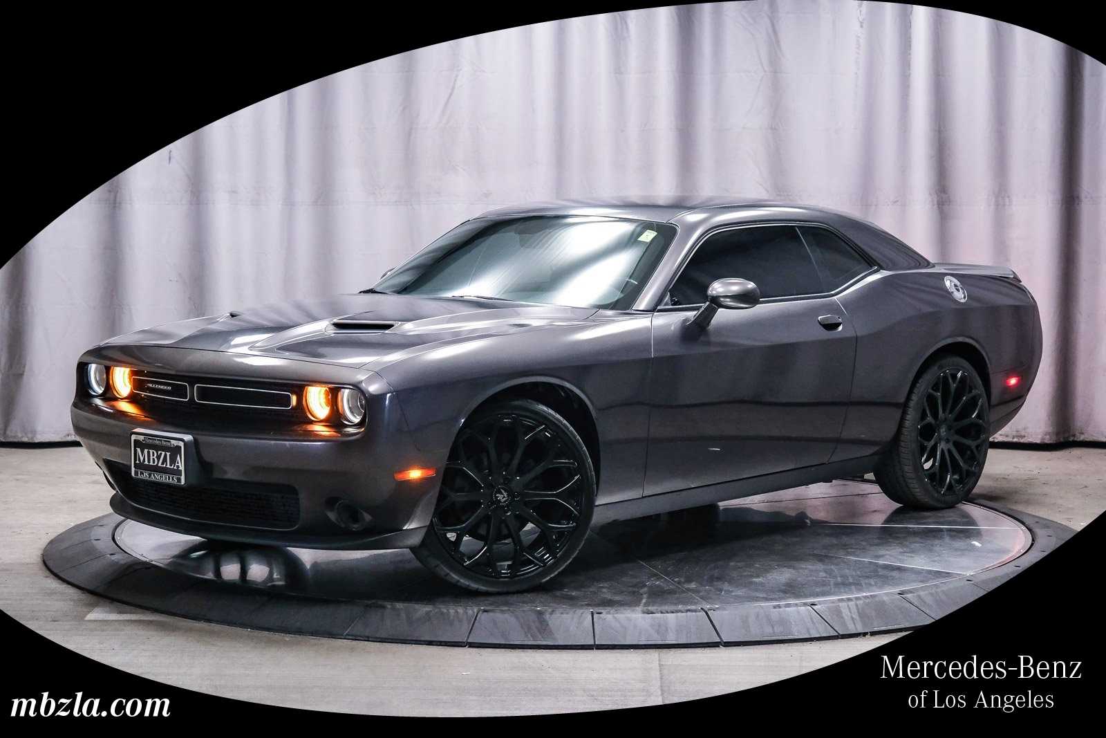 2020 Dodge Challenger SXT -
                  Los Angeles, CA