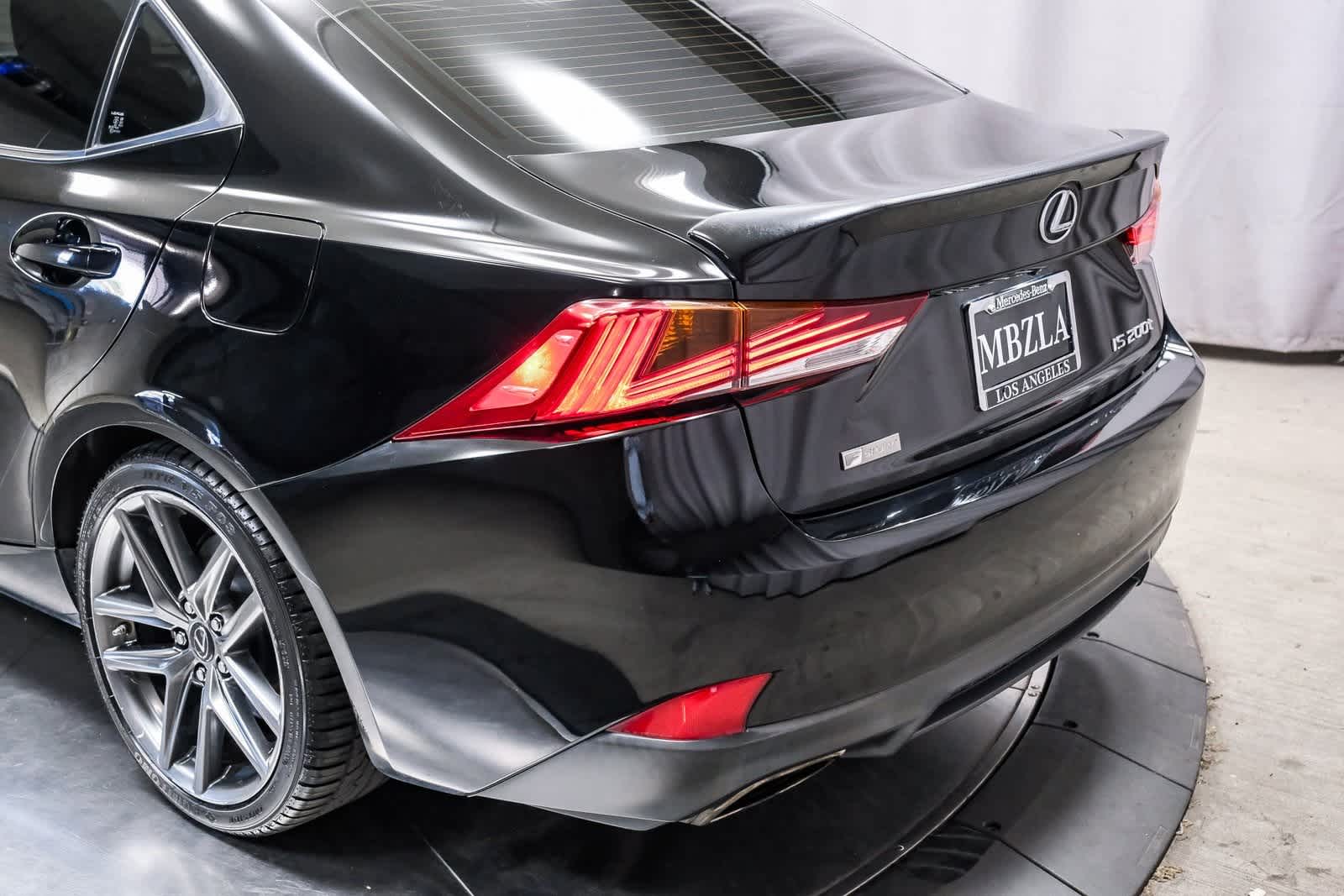 Thumbnail: 2017 Lexus IS - 8