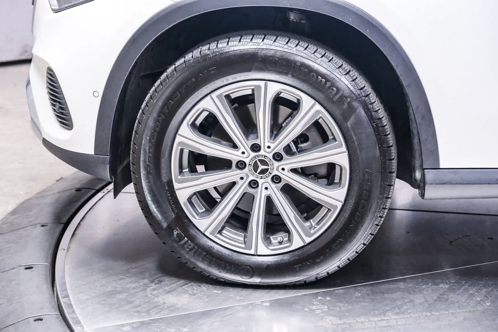 Thumbnail: 2025 Mercedes-Benz GLC - 10