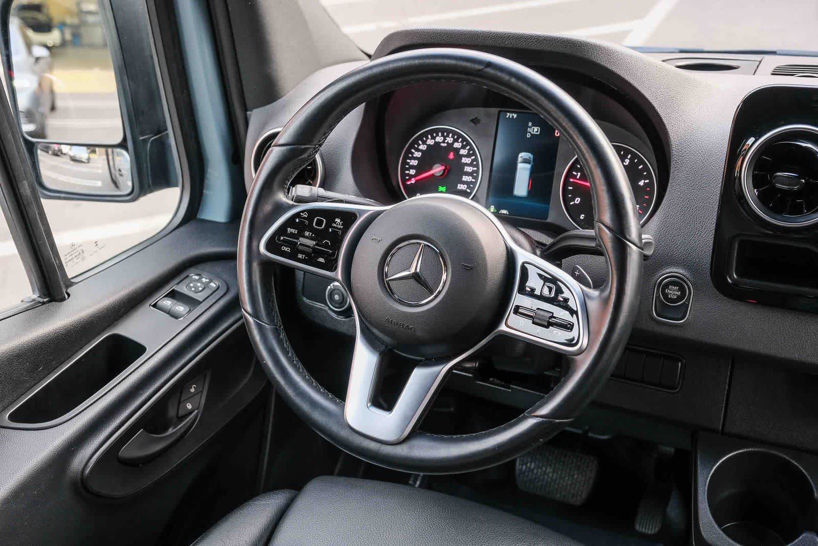 Thumbnail: 2023 Mercedes-Benz Sprinter - 16