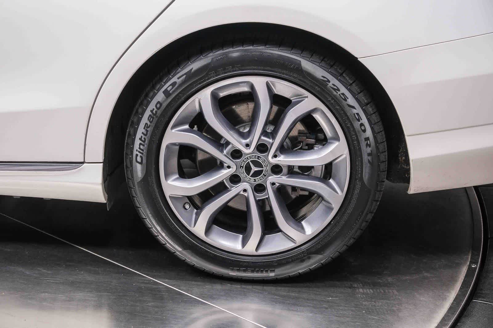 Thumbnail: 2019 Mercedes-Benz C-Class - 8