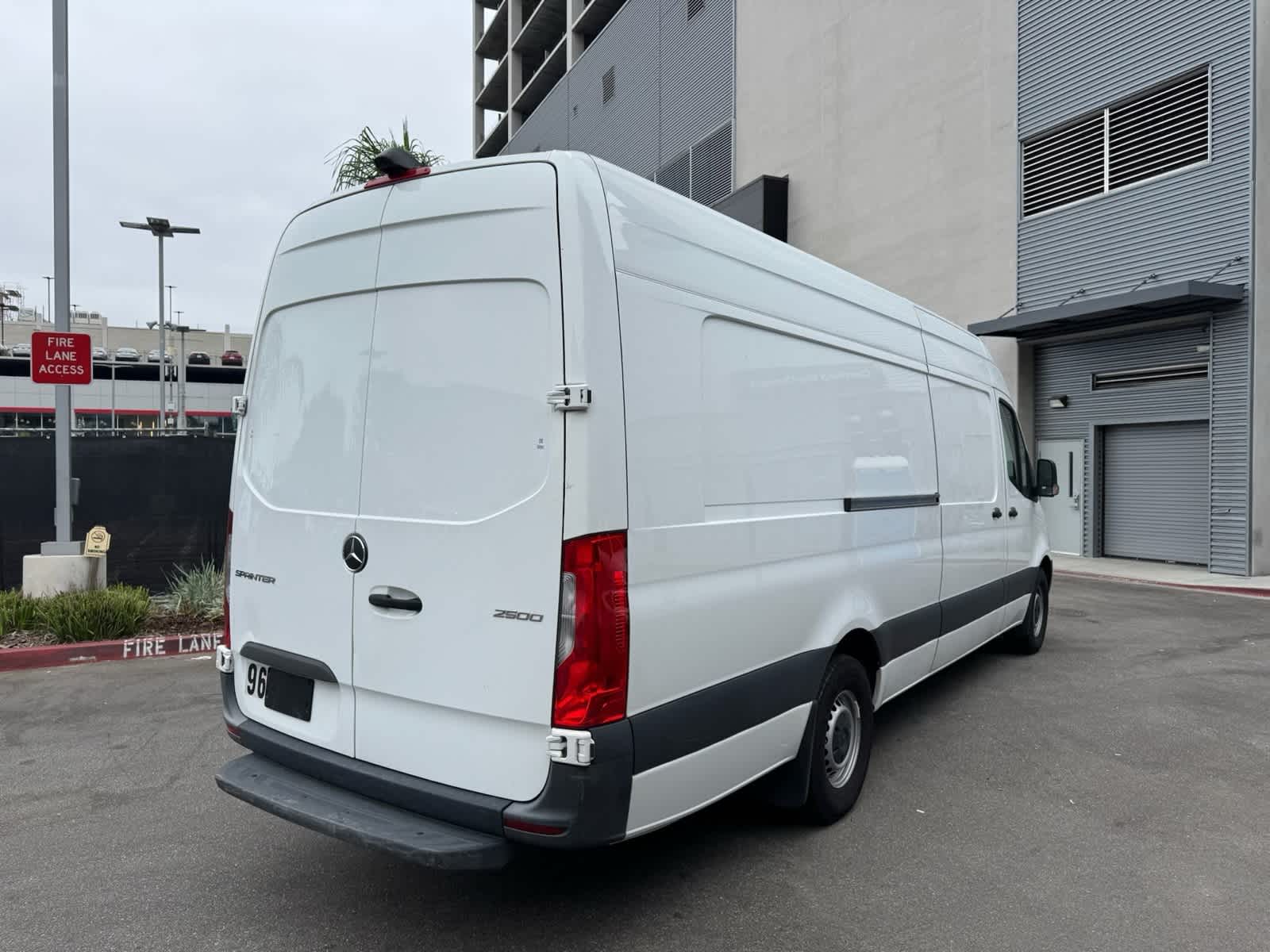 Thumbnail: 2022 Mercedes-Benz Sprinter - 5