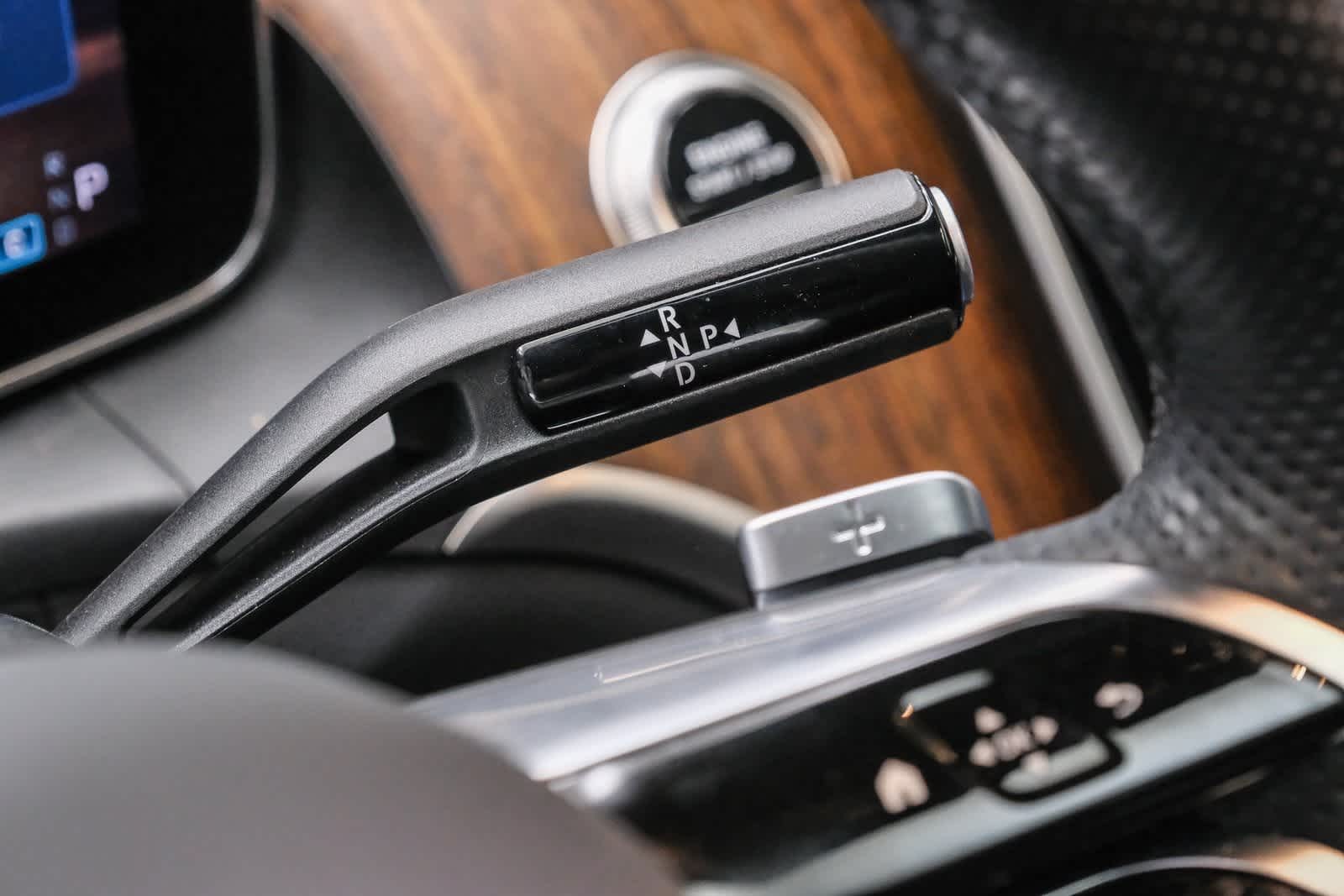 Thumbnail: 2025 Mercedes-Benz GLC - 19