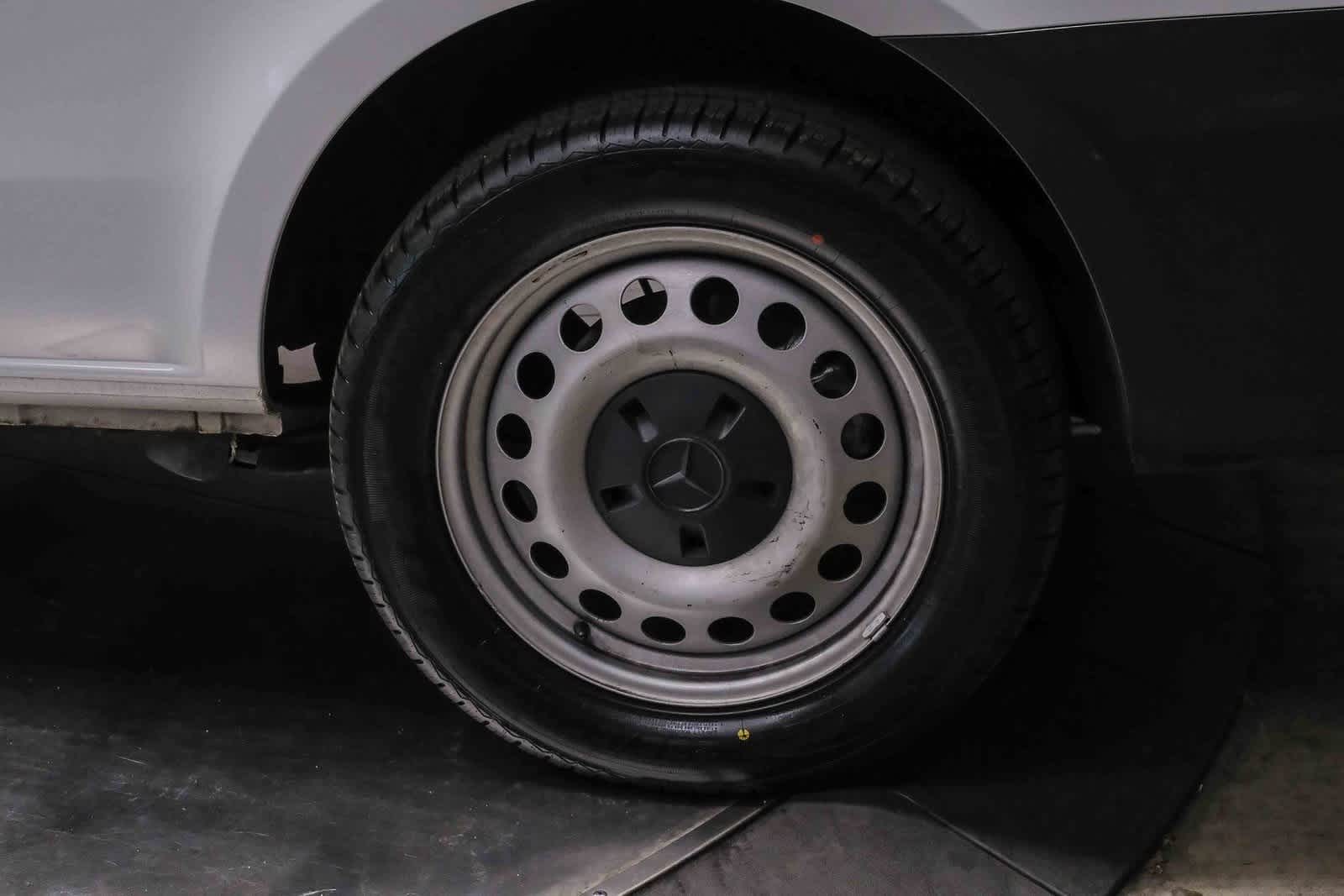 Thumbnail: 2022 Mercedes-Benz Metris - 9