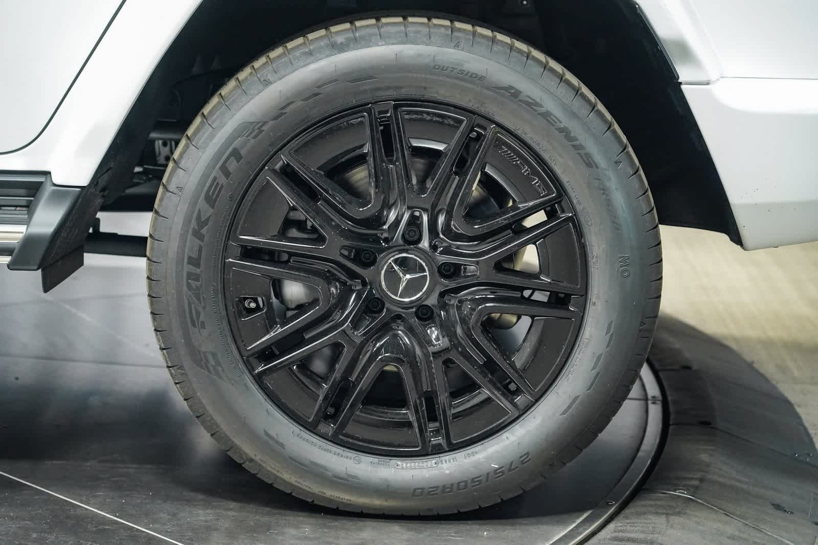 Thumbnail: 2026 Mercedes-Benz G-Class - 10