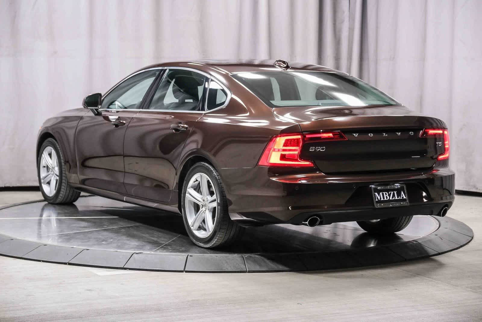 Thumbnail: 2018 Volvo S90 - 2