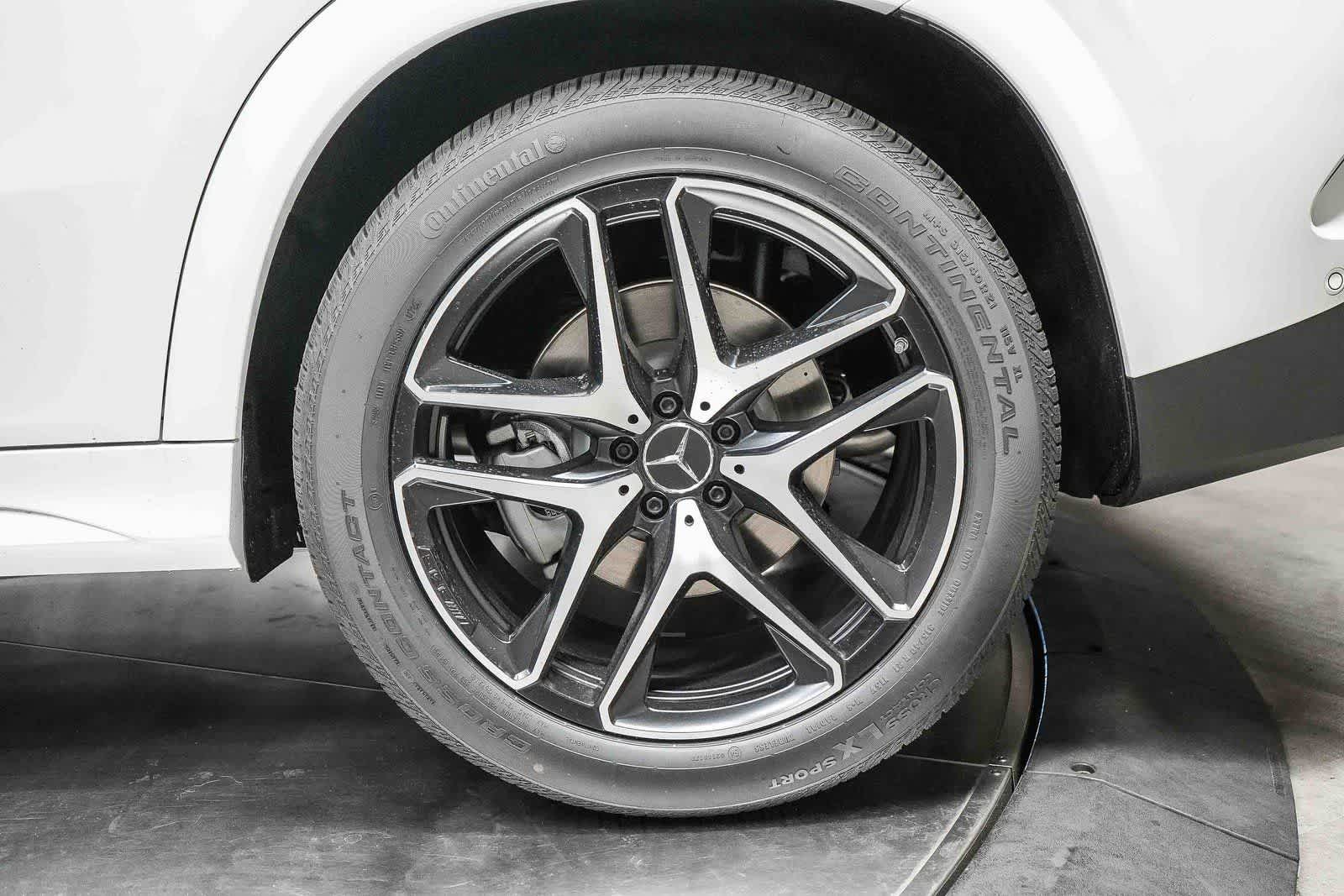 Thumbnail: 2026 Mercedes-Benz GLE - 10