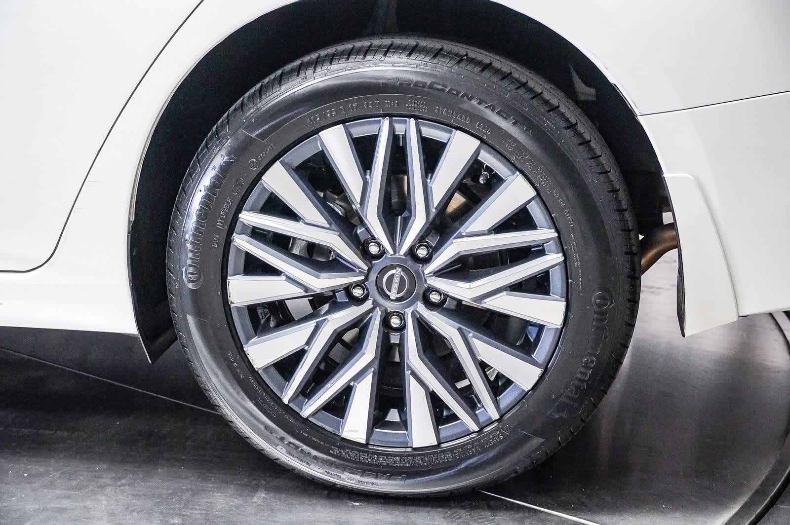 2023 Nissan Altima SV 10