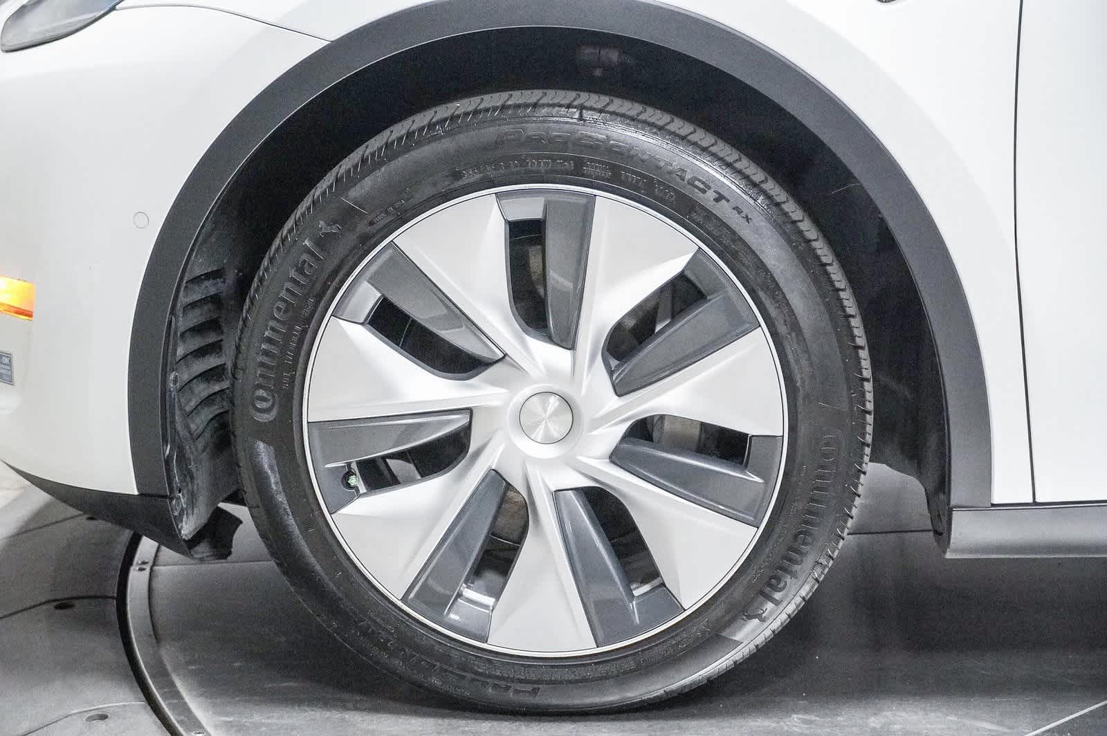 Thumbnail: 2021 Tesla Model Y - 9