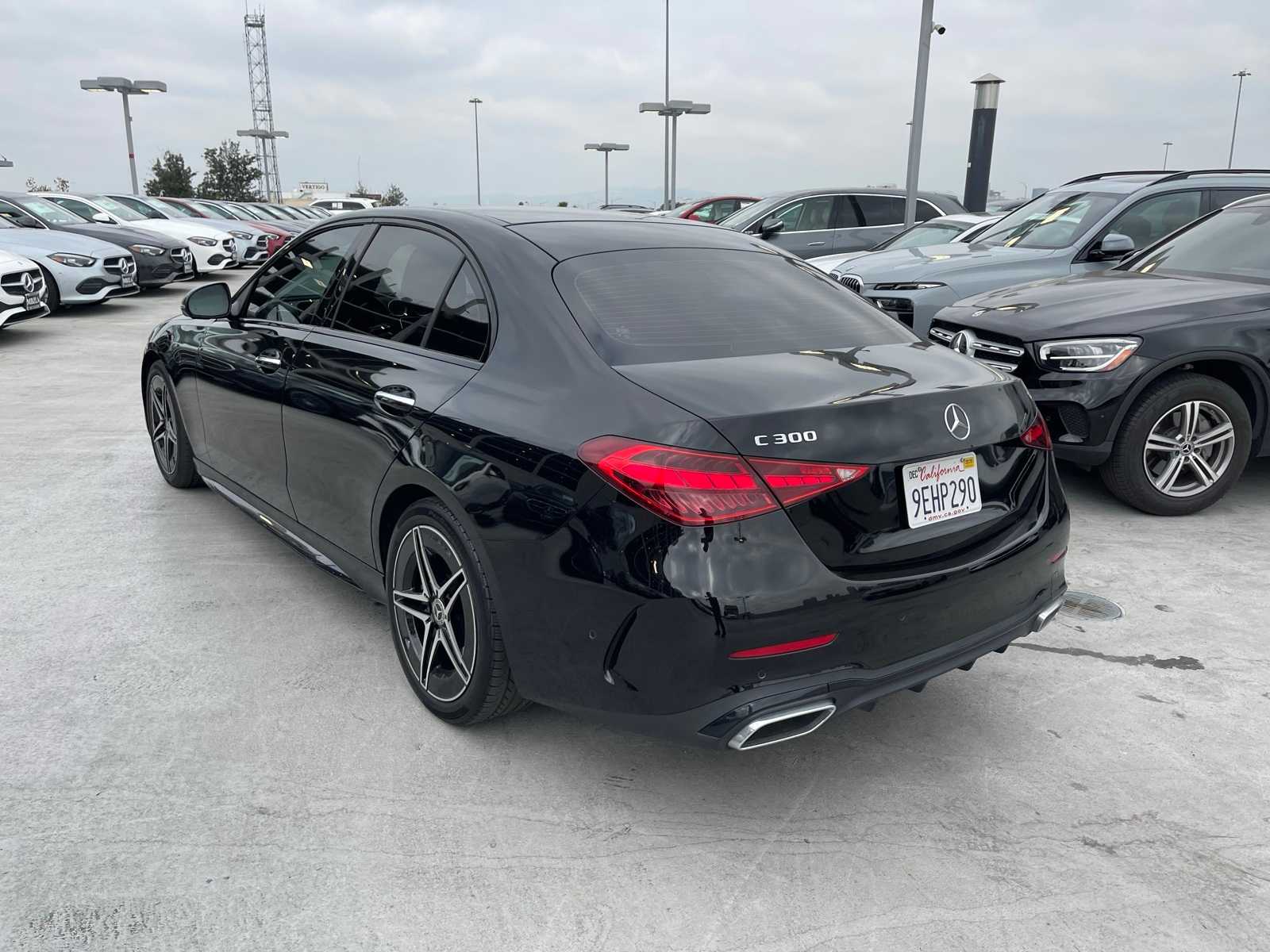 Thumbnail: 2023 Mercedes-Benz C-Class - 4