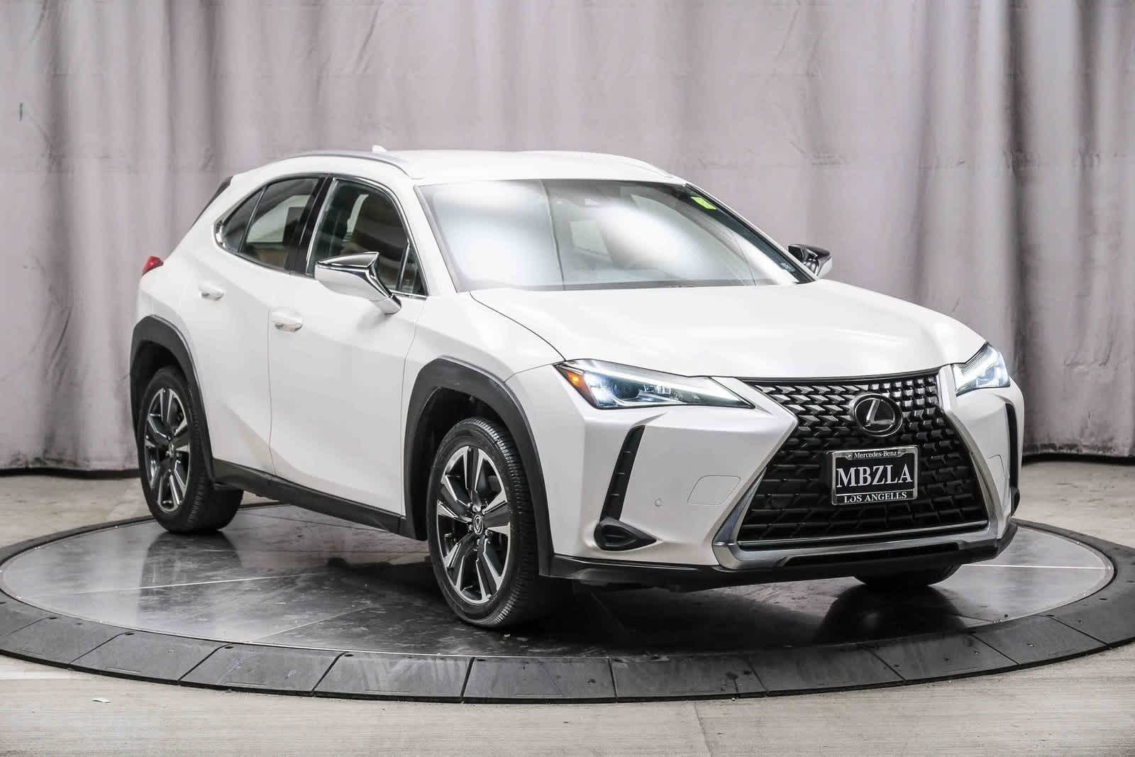 Thumbnail: 2021 Lexus UX - 5