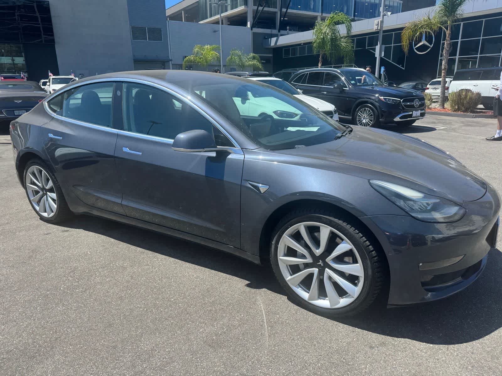 Thumbnail: 2018 Tesla Model 3 - 2