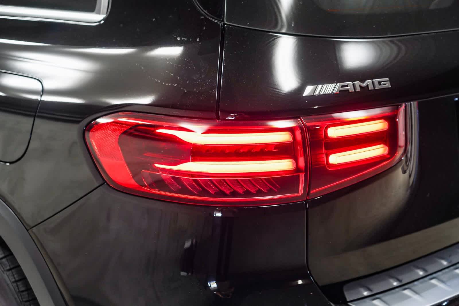 Thumbnail: 2025 Mercedes-Benz GLB - 9