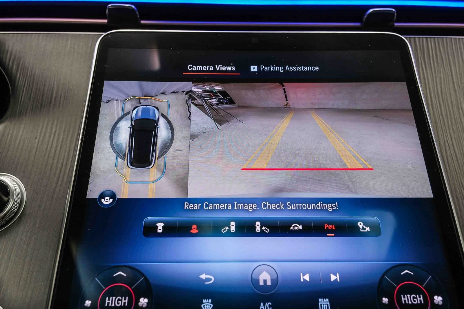 Thumbnail: 2023 Mercedes-Benz EQS - 21