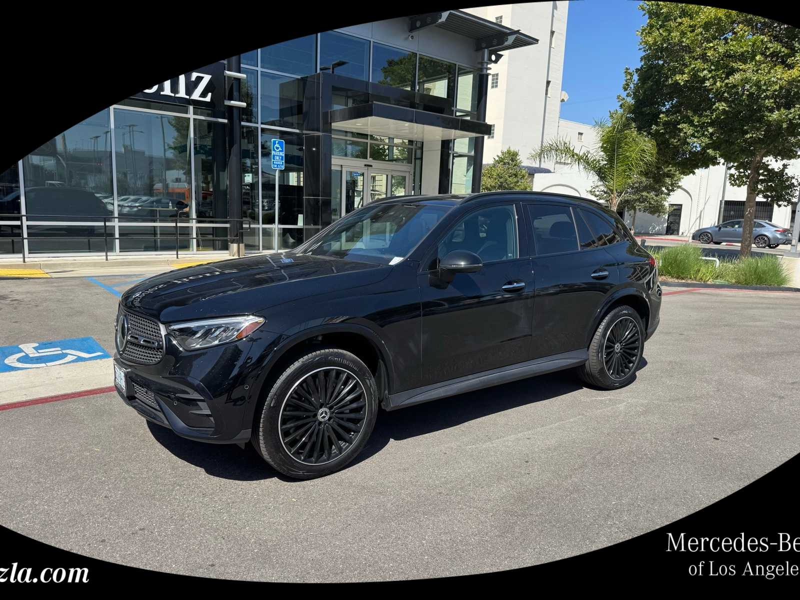 Thumbnail: 2023 Mercedes-Benz GLC - 1