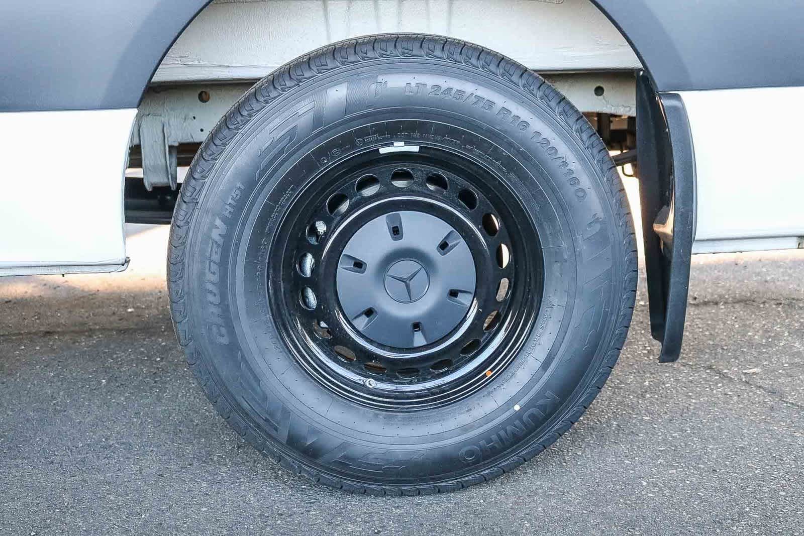 Thumbnail: 2026 Mercedes-Benz Sprinter - 10