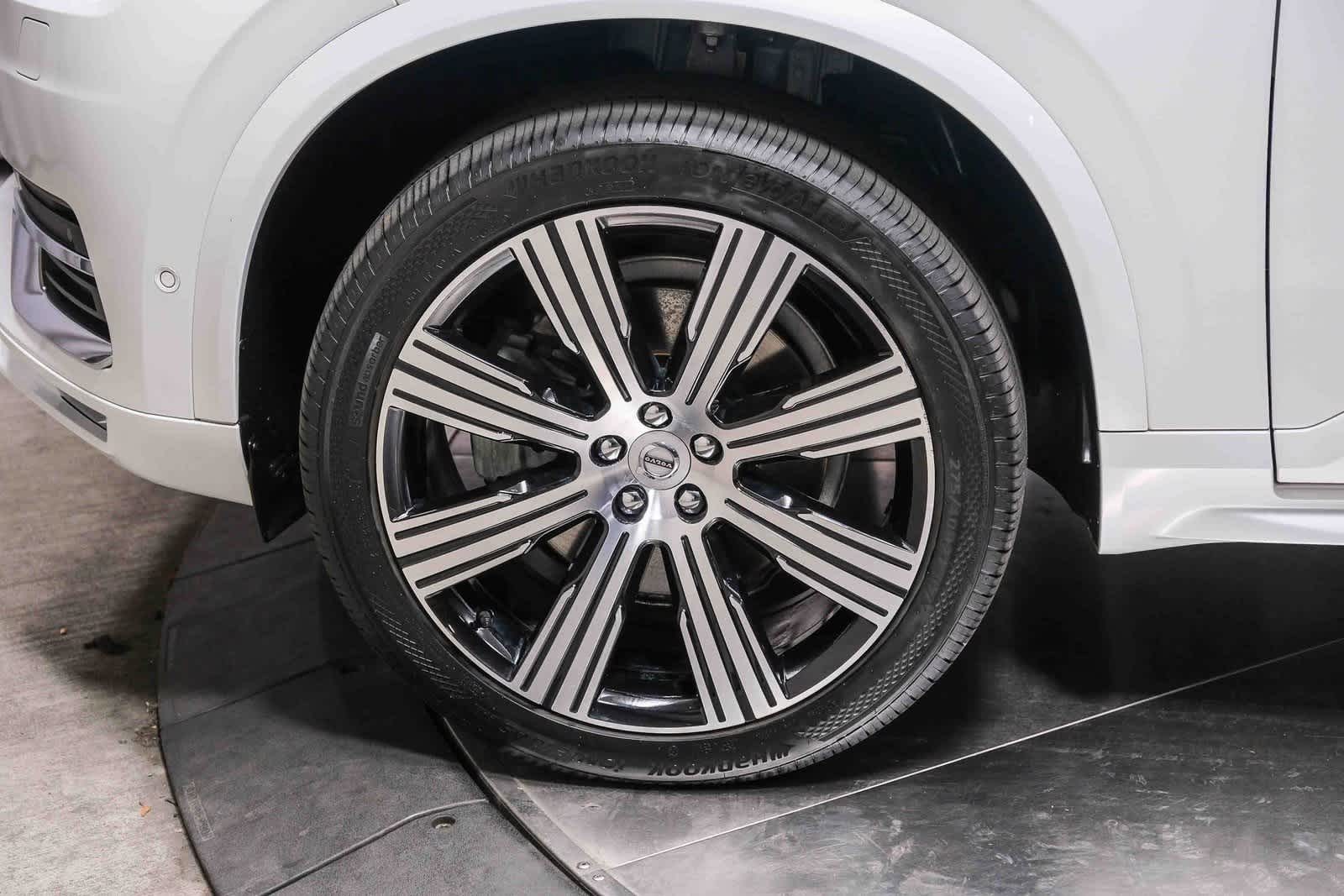 Thumbnail: 2021 Volvo XC90 - 9