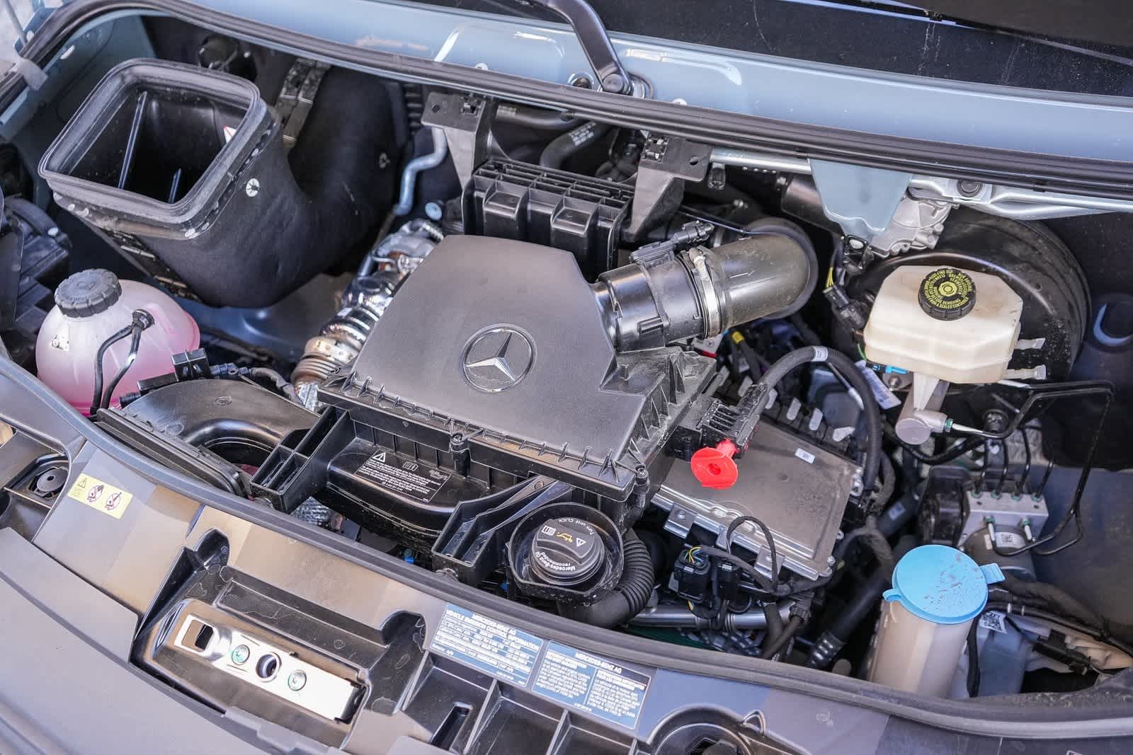 Thumbnail: 2025 Mercedes-Benz Sprinter - 26