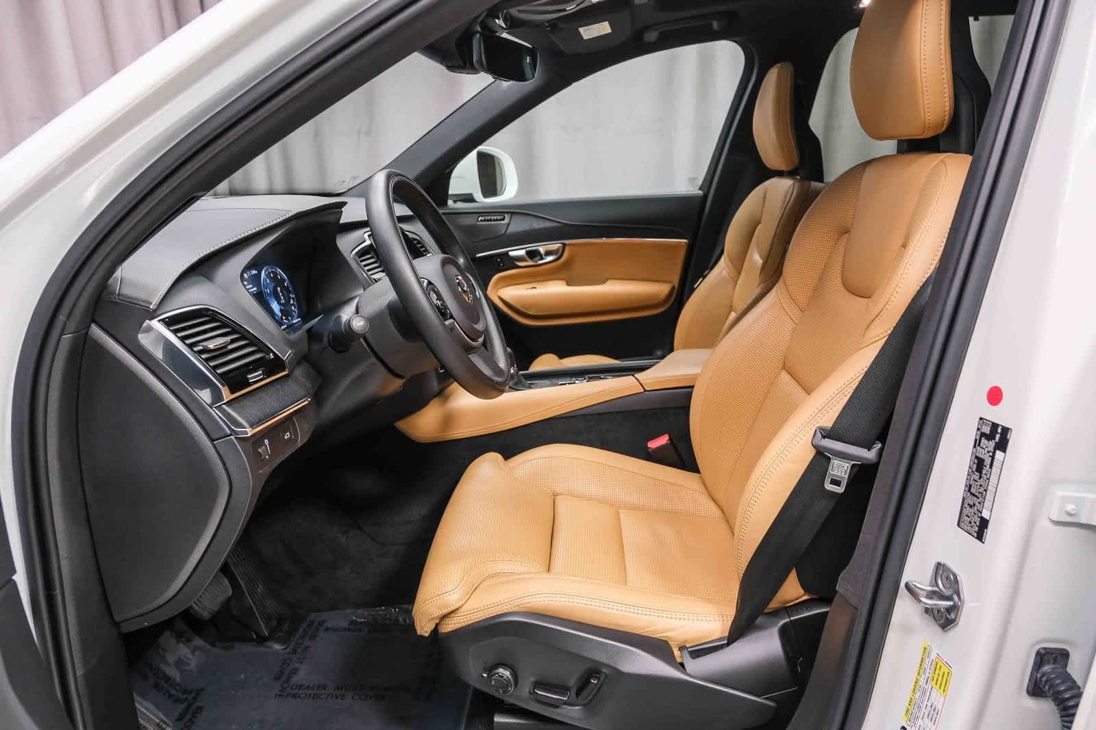 Thumbnail: 2021 Volvo XC90 - 18