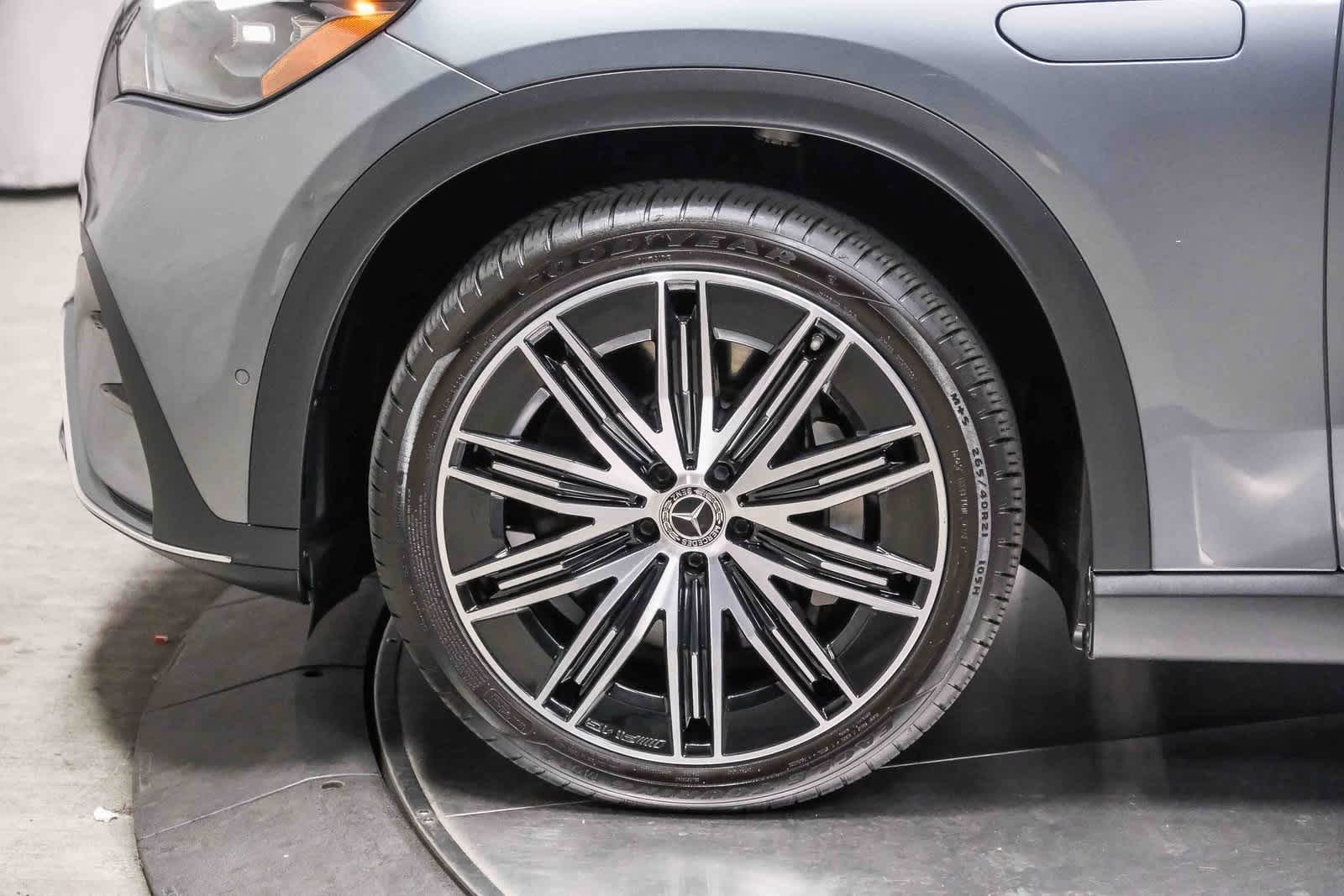 Thumbnail: 2023 Mercedes-Benz EQE - 10