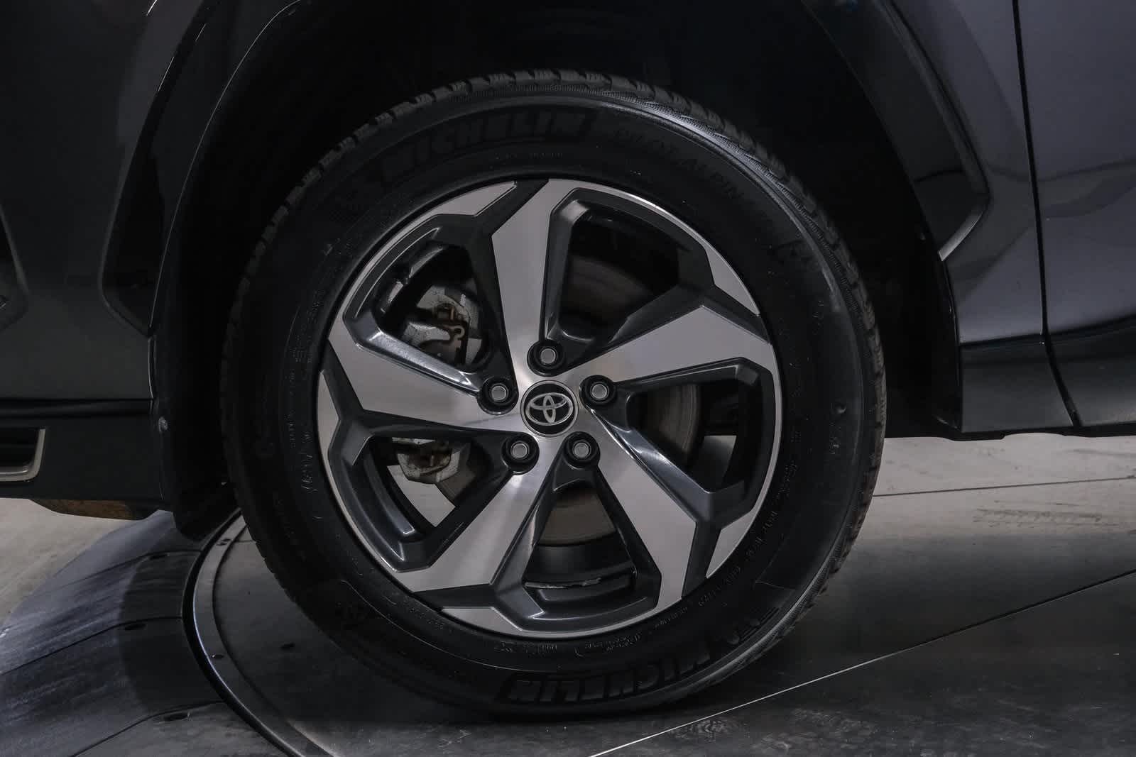 Thumbnail: 2023 Toyota RAV4 - 10
