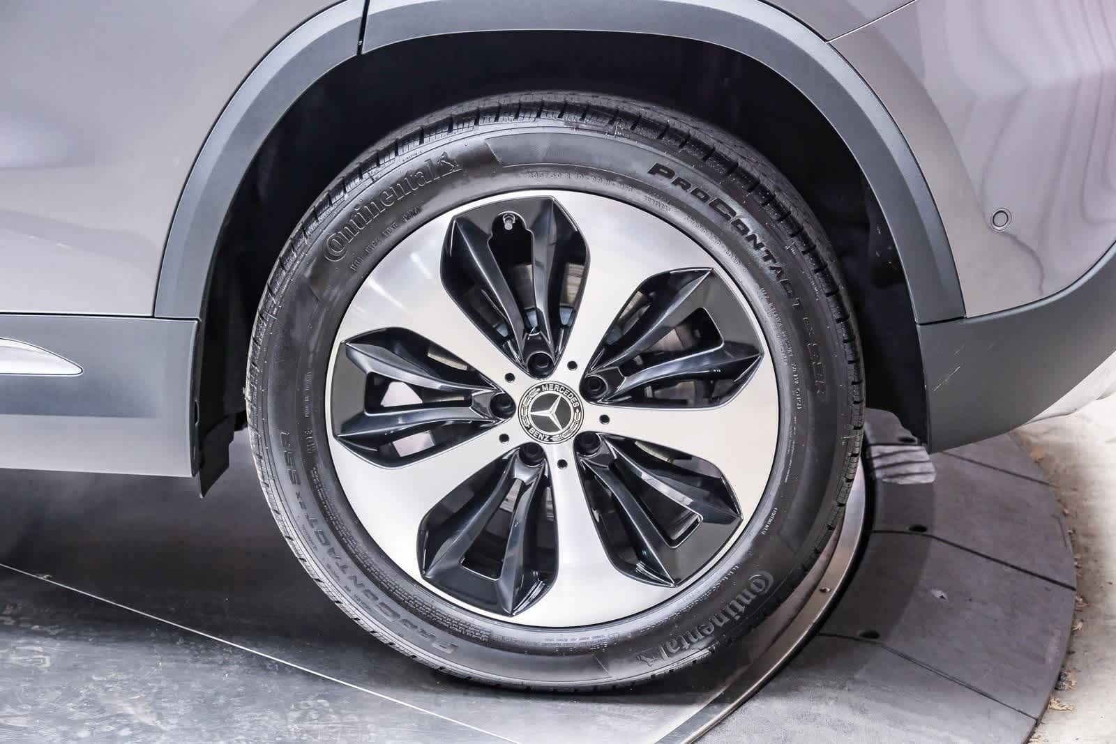 Thumbnail: 2025 Mercedes-Benz GLA - 9