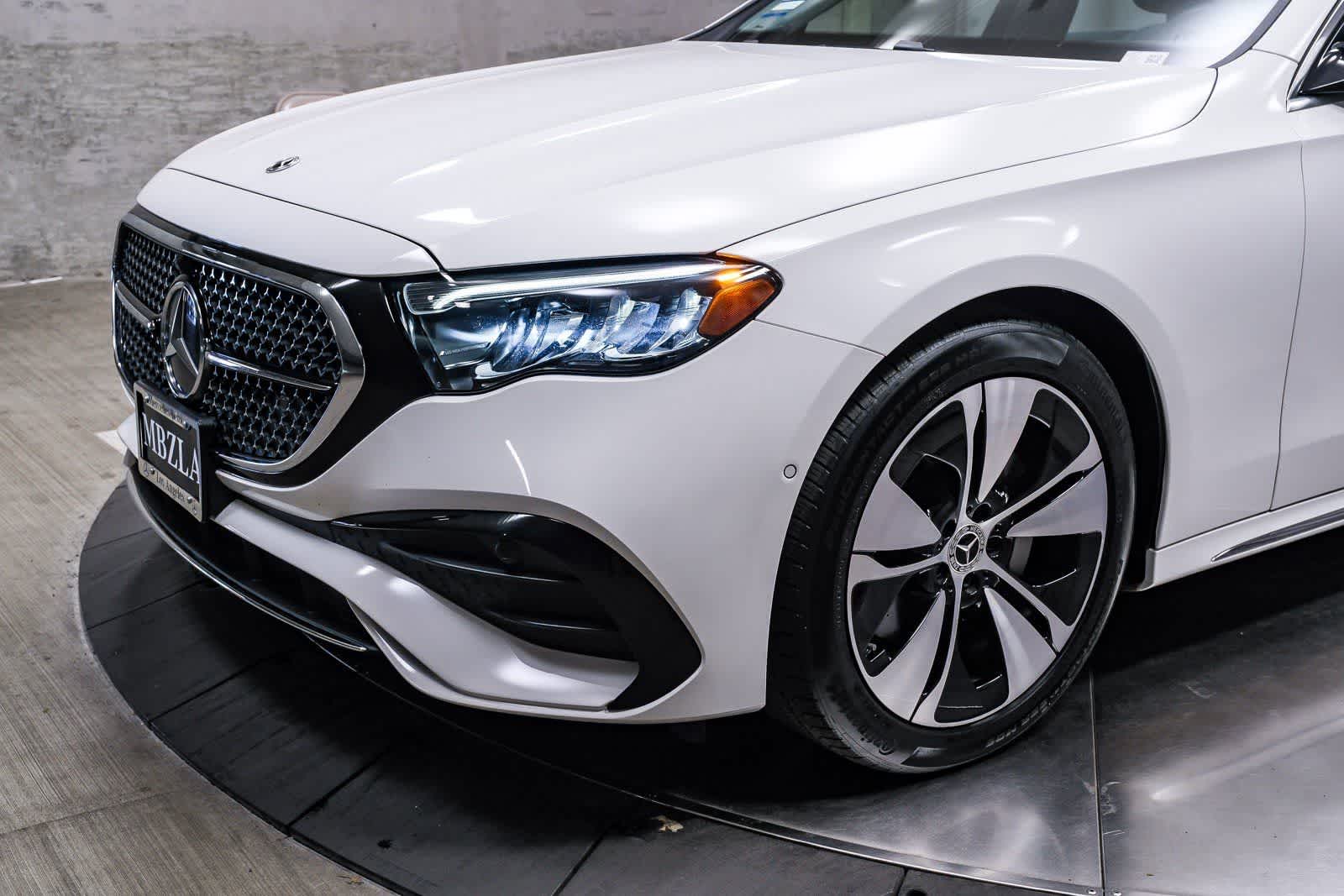 Thumbnail: 2026 Mercedes-Benz E-Class - 10