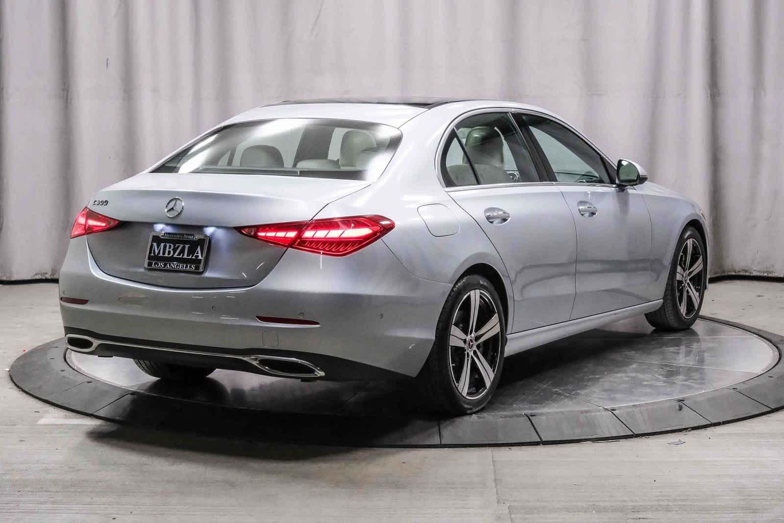 Thumbnail: 2025 Mercedes-Benz C-Class - 4