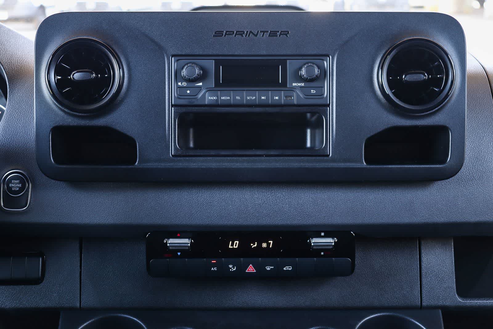 Thumbnail: 2026 Mercedes-Benz Sprinter - 13