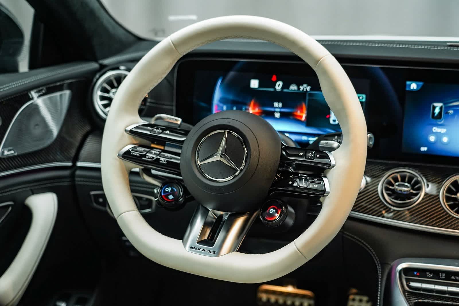 Thumbnail: 2026 Mercedes-Benz AMG GT - 15