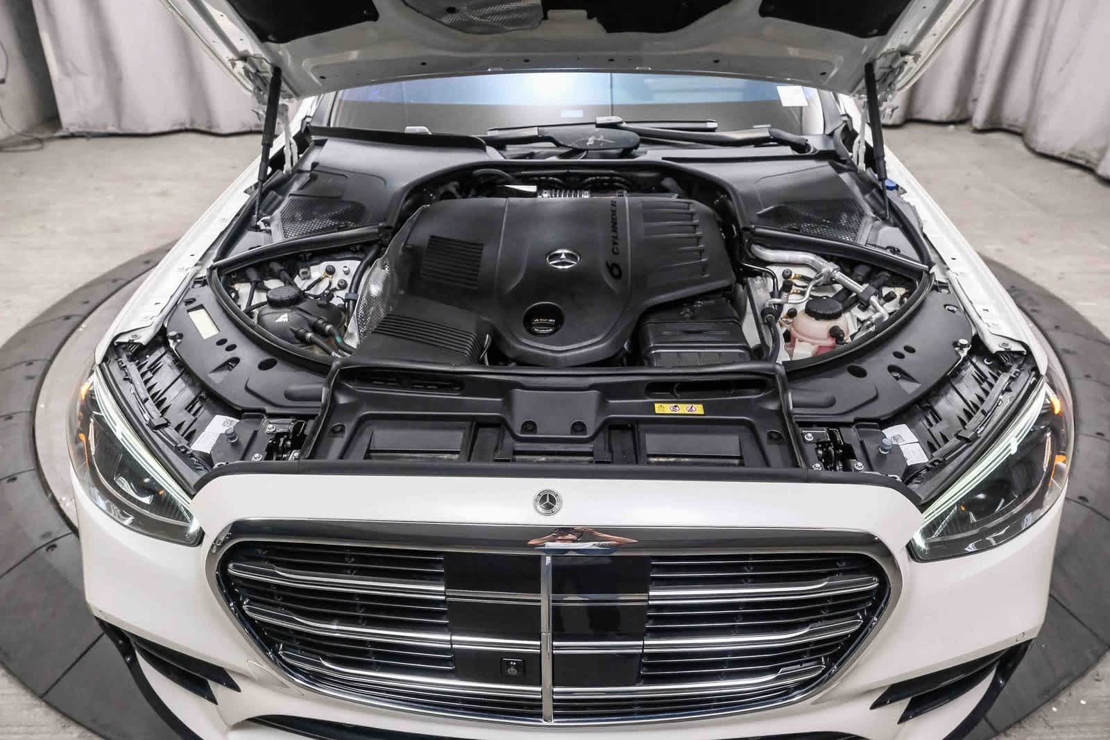 Thumbnail: 2022 Mercedes-Benz S-Class - 25