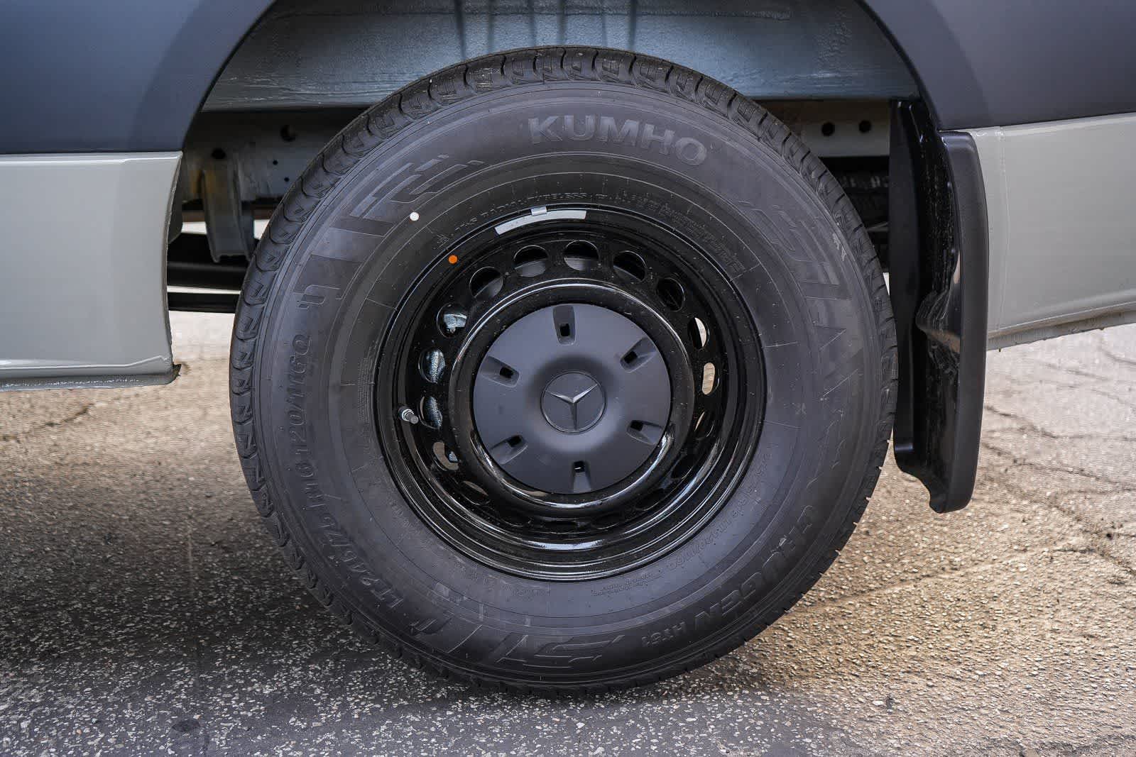 Thumbnail: 2026 Mercedes-Benz Sprinter - 10