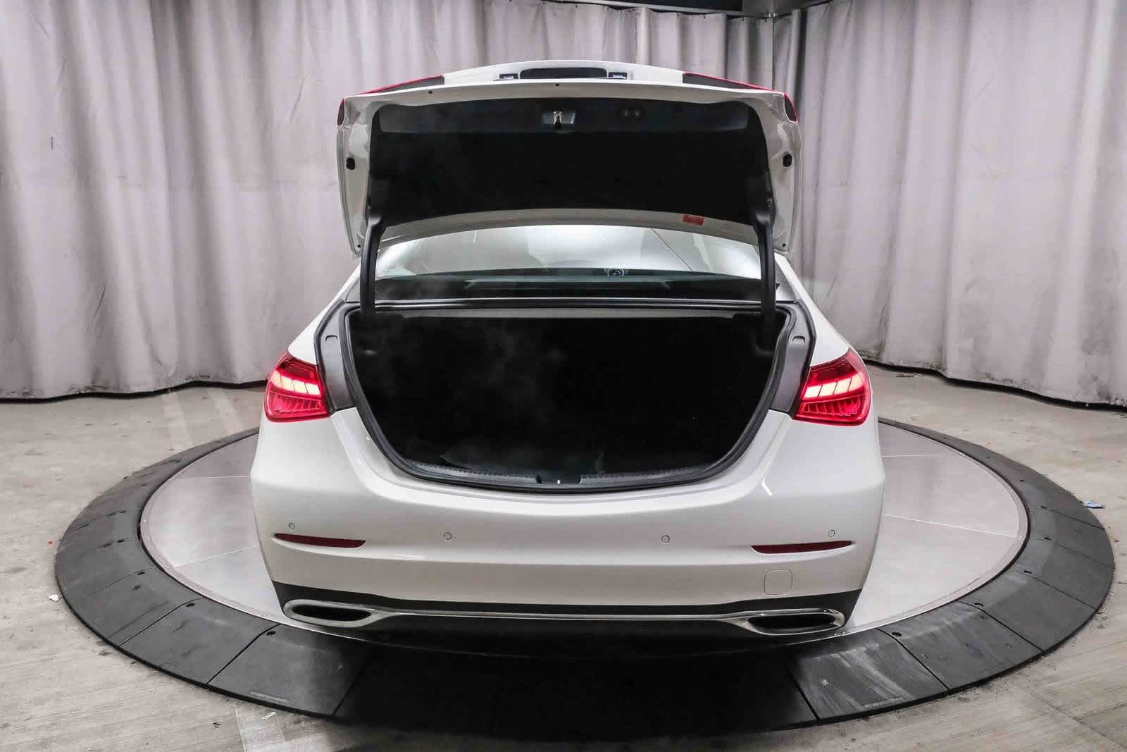 Thumbnail: 2023 Mercedes-Benz C-Class - 25