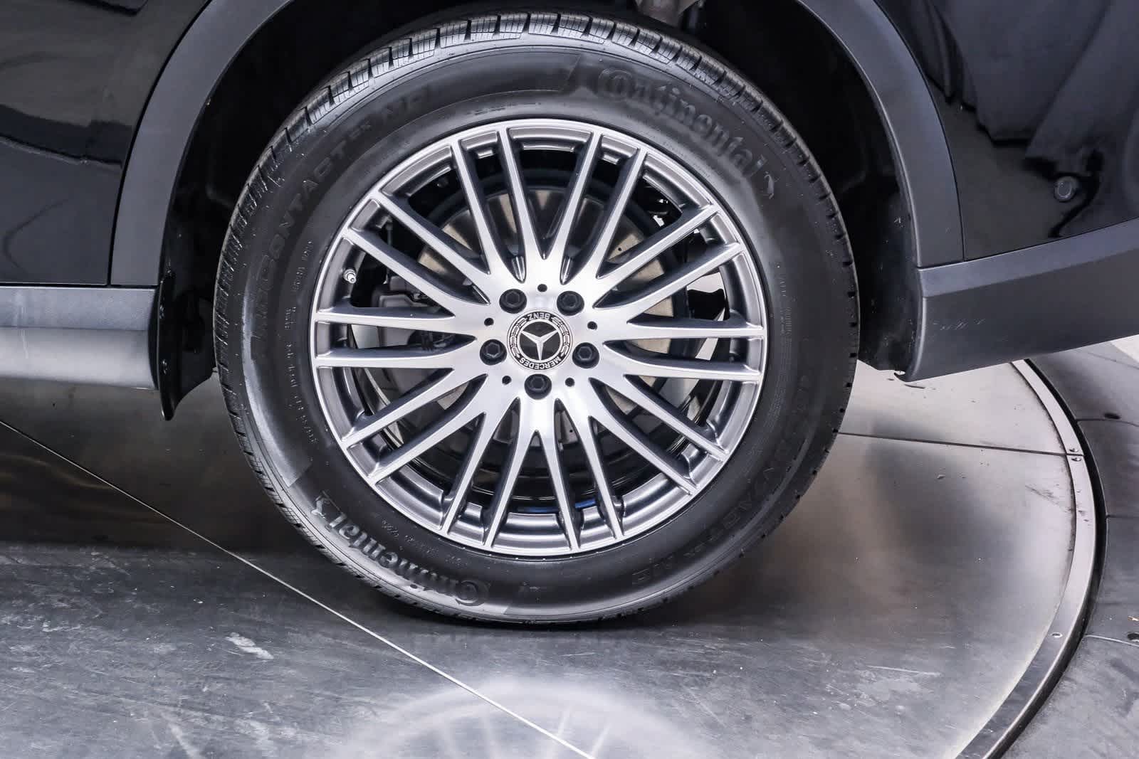 Thumbnail: 2025 Mercedes-Benz GLC - 9