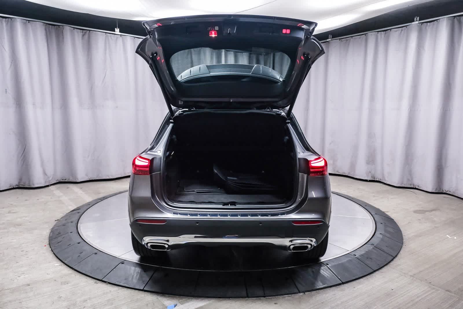 Thumbnail: 2025 Mercedes-Benz GLA - 27