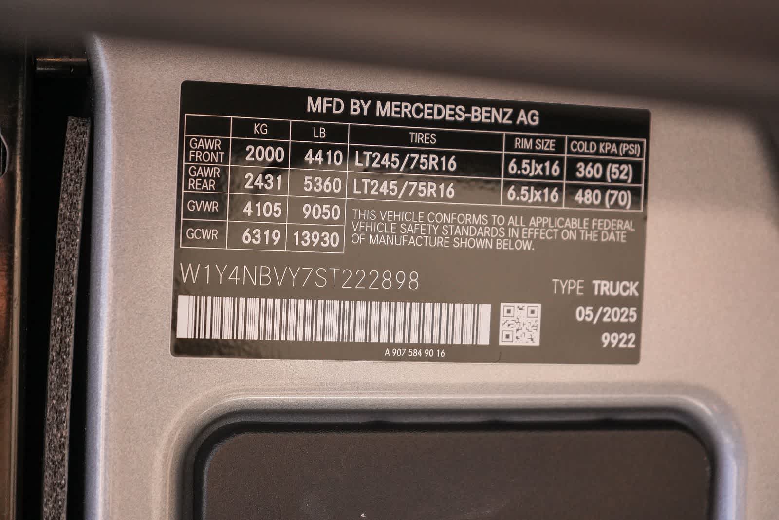 Thumbnail: 2025 Mercedes-Benz Sprinter - 33