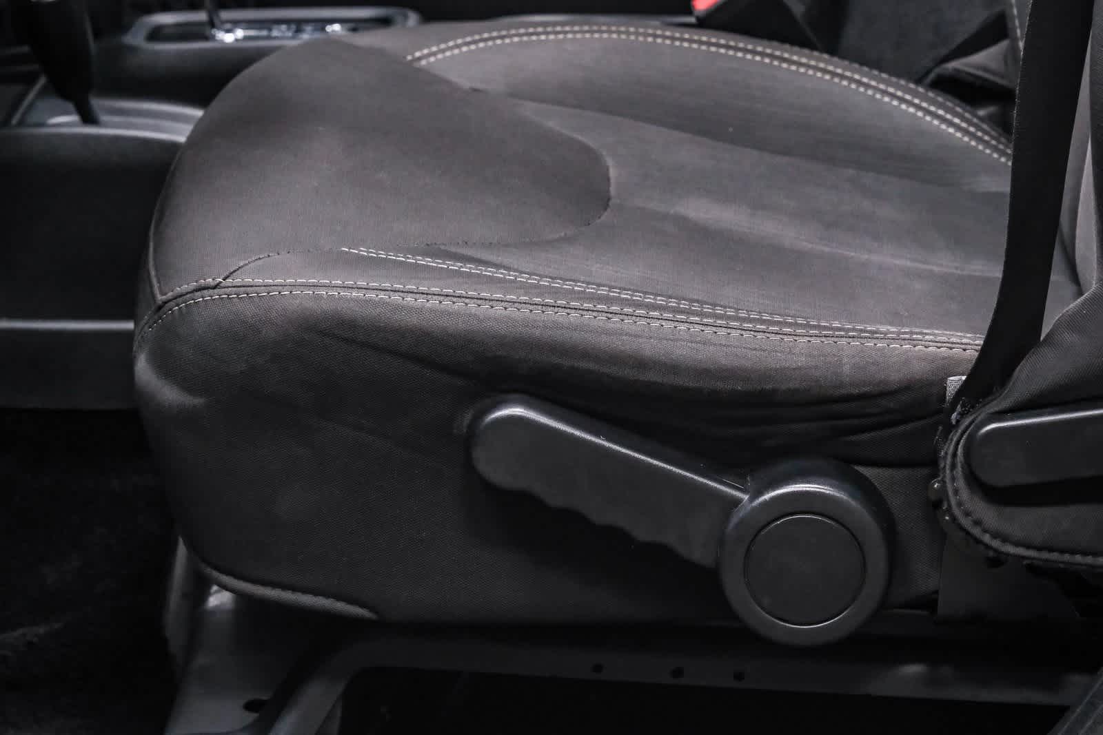 Thumbnail: 2018 Jeep Wrangler - 22