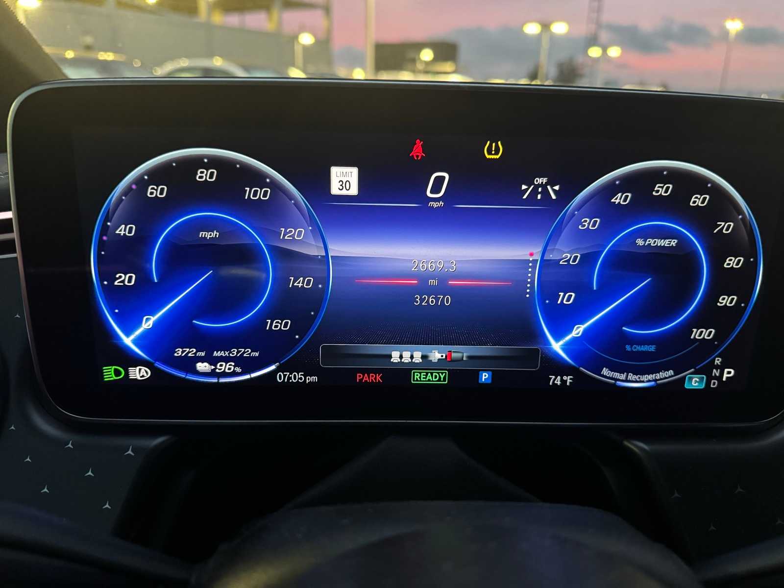 Thumbnail: 2023 Mercedes-Benz EQS - 7