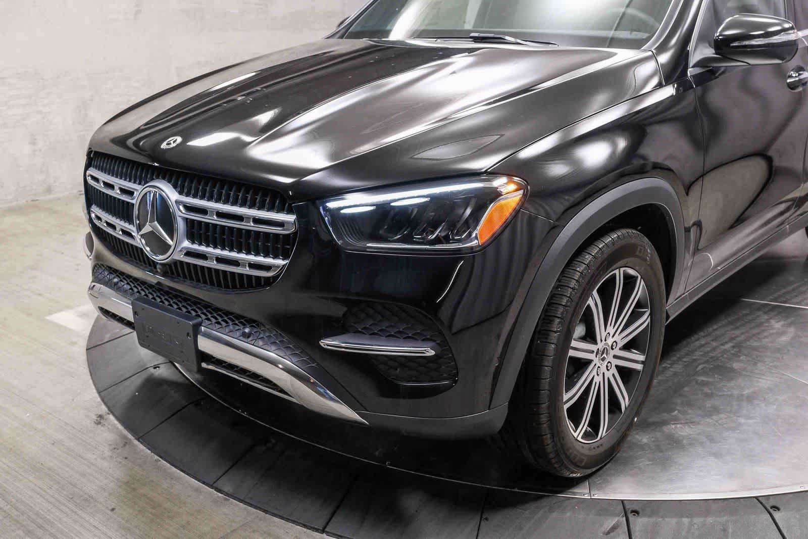 Thumbnail: 2026 Mercedes-Benz GLE - 11