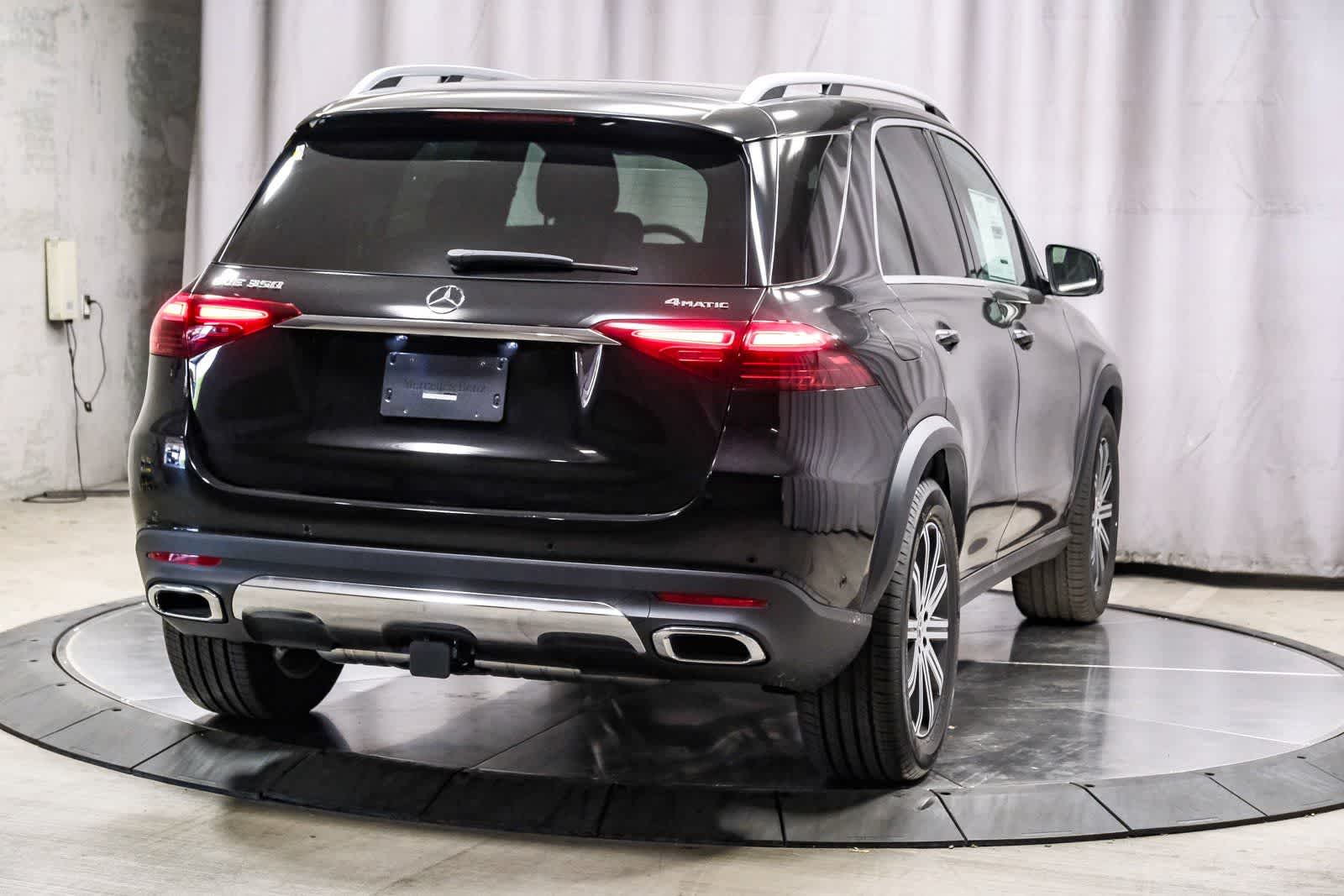 Thumbnail: 2026 Mercedes-Benz GLE - 4