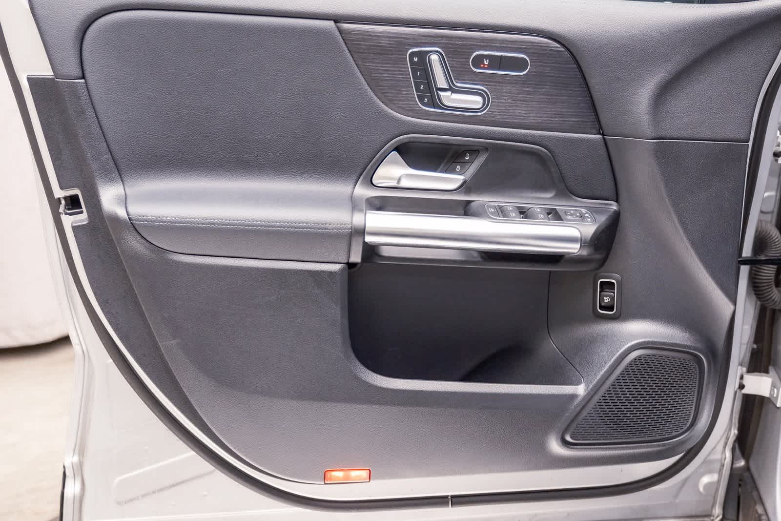 Thumbnail: 2022 Mercedes-Benz GLA - 21