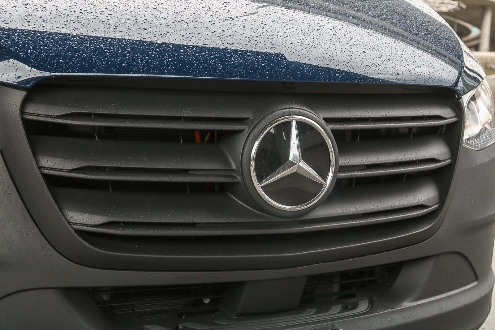 Thumbnail: 2025 Mercedes-Benz eSprinter - 5