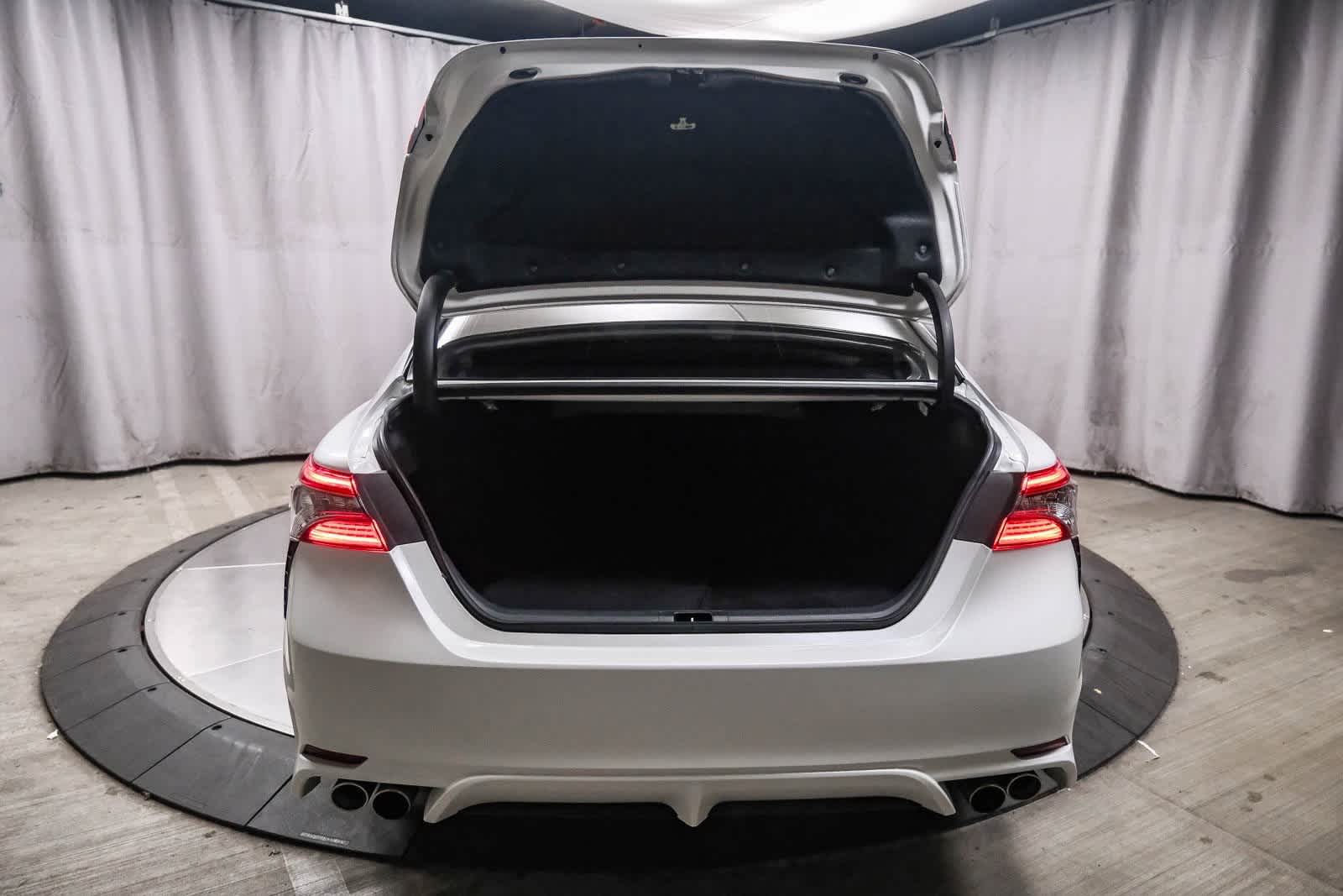 Thumbnail: 2023 Toyota Camry - 27