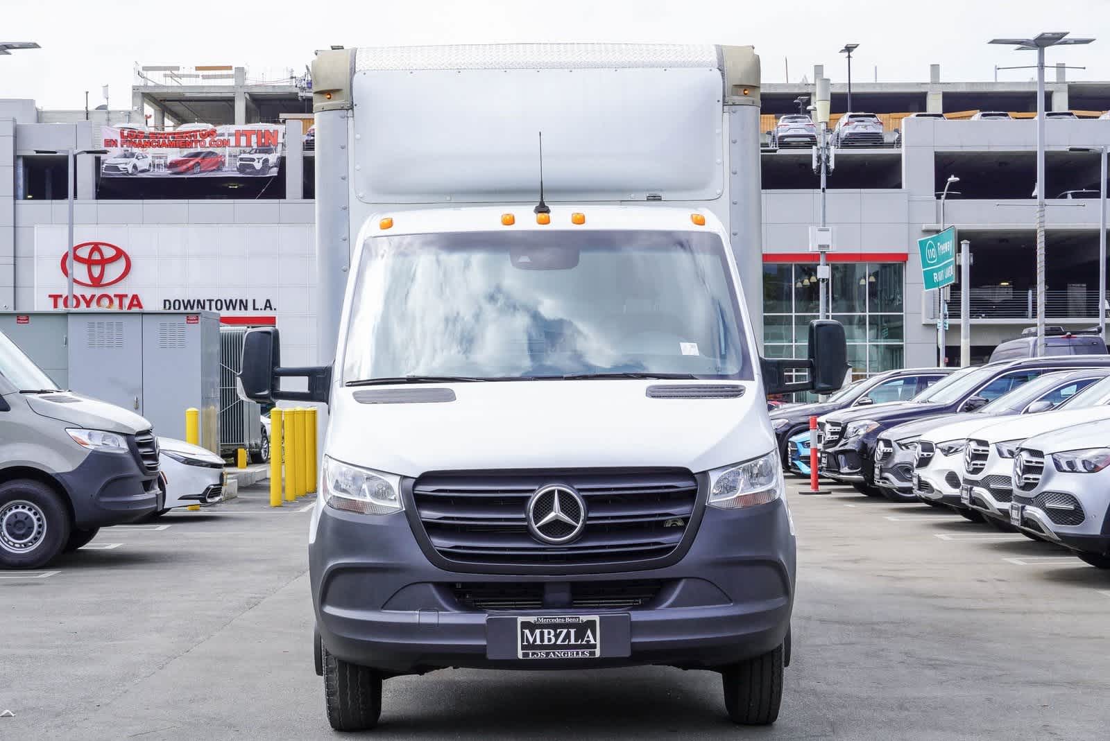Thumbnail: 2022 Mercedes-Benz Sprinter - 2