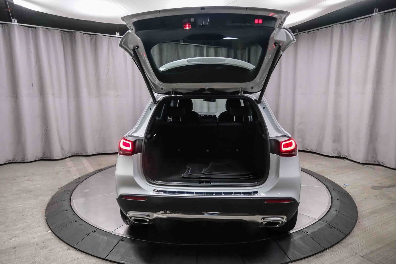 Thumbnail: 2023 Mercedes-Benz GLA - 27